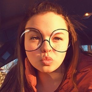 Meet your Posher, Haley